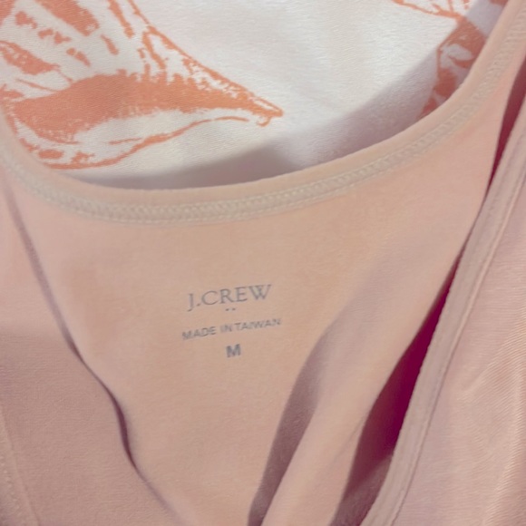 Great nude color tank size Medium J crew - Picture 3 of 3